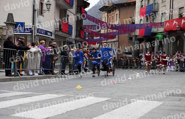 Gara delle Bighe 2011-7893.jpg